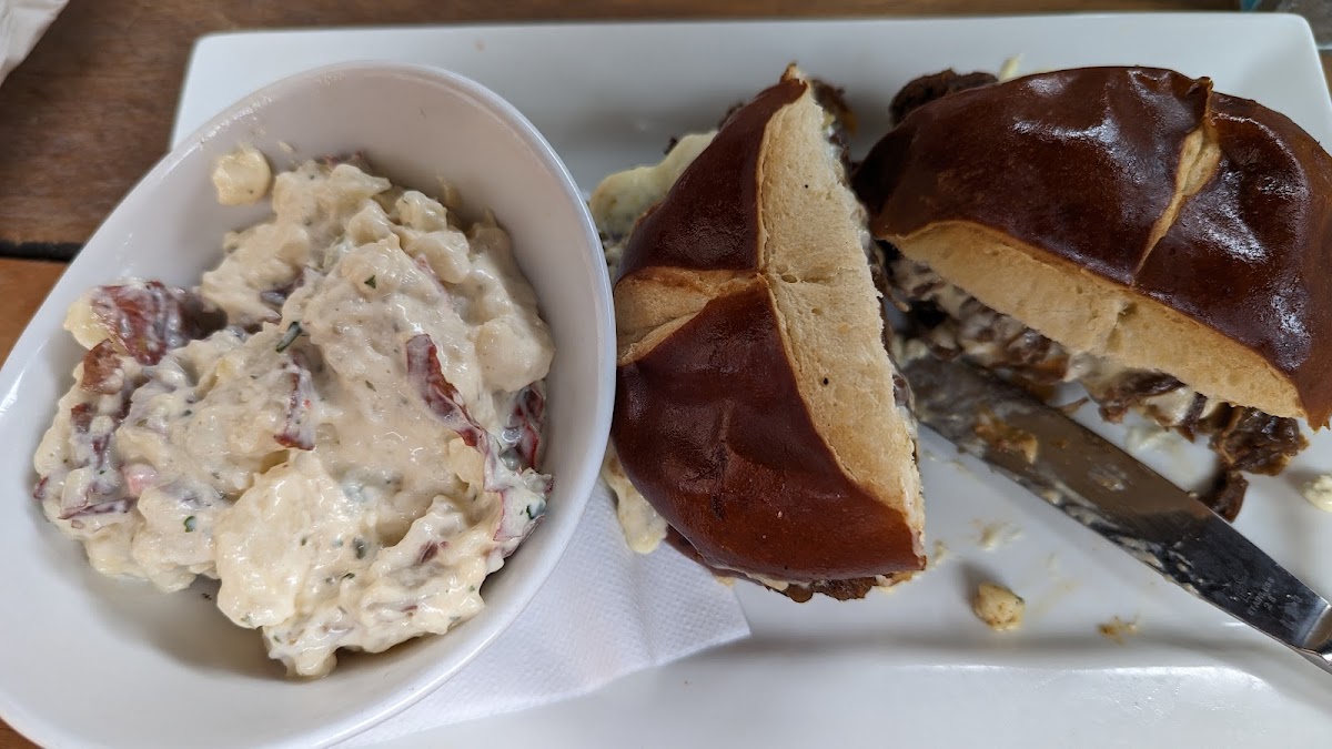 Oak Barrel Public House-8